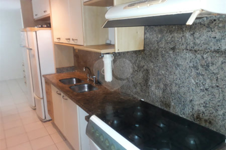 Apartamento à venda com 4 quartos, sendo 1 suíte, em Tijuca, Rio de Janeiro, RJ
