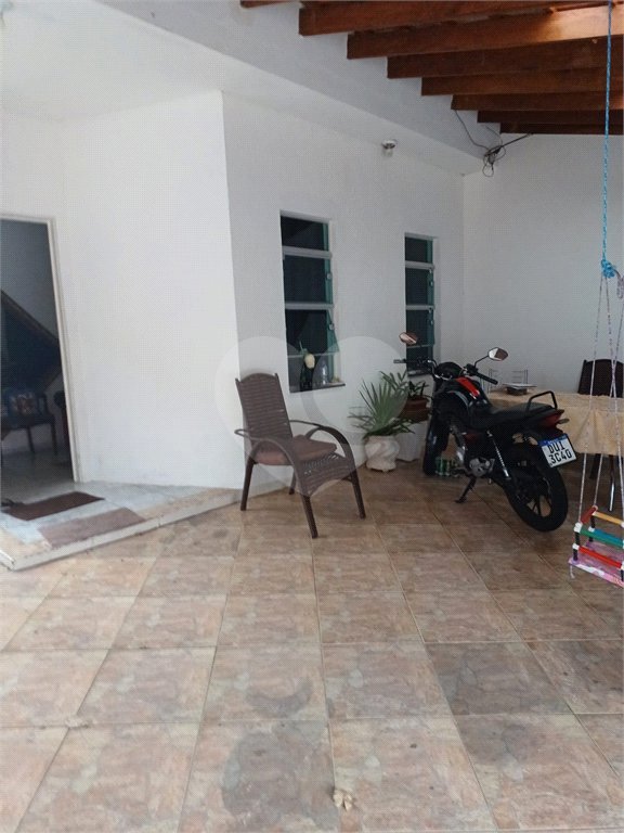 Casa à venda com 2 quartos, sendo 1 suíte,  em Jardim Wanel Ville V, Sorocaba, SP
