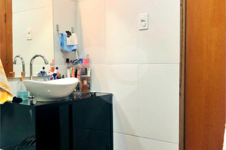 Sobrado à venda com 2 quartos em Santana, São Paulo, SP