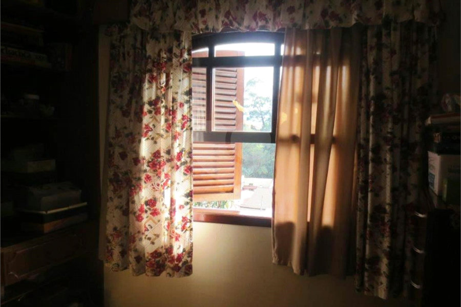 Sobrado à venda com 4 quartos, sendo 1 suíte, em Tucuruvi, São Paulo, SP