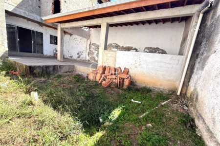 Casa à venda com 2 quartos em Vila Carvalho, Sorocaba, SP