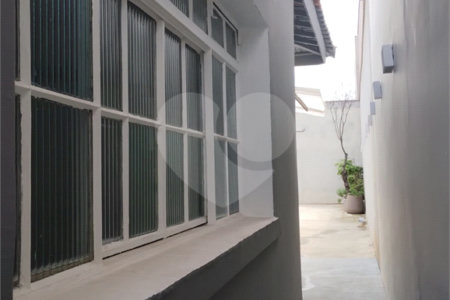 Casa Térrea à venda com 1 quarto em Vila Nivi, São Paulo, SP