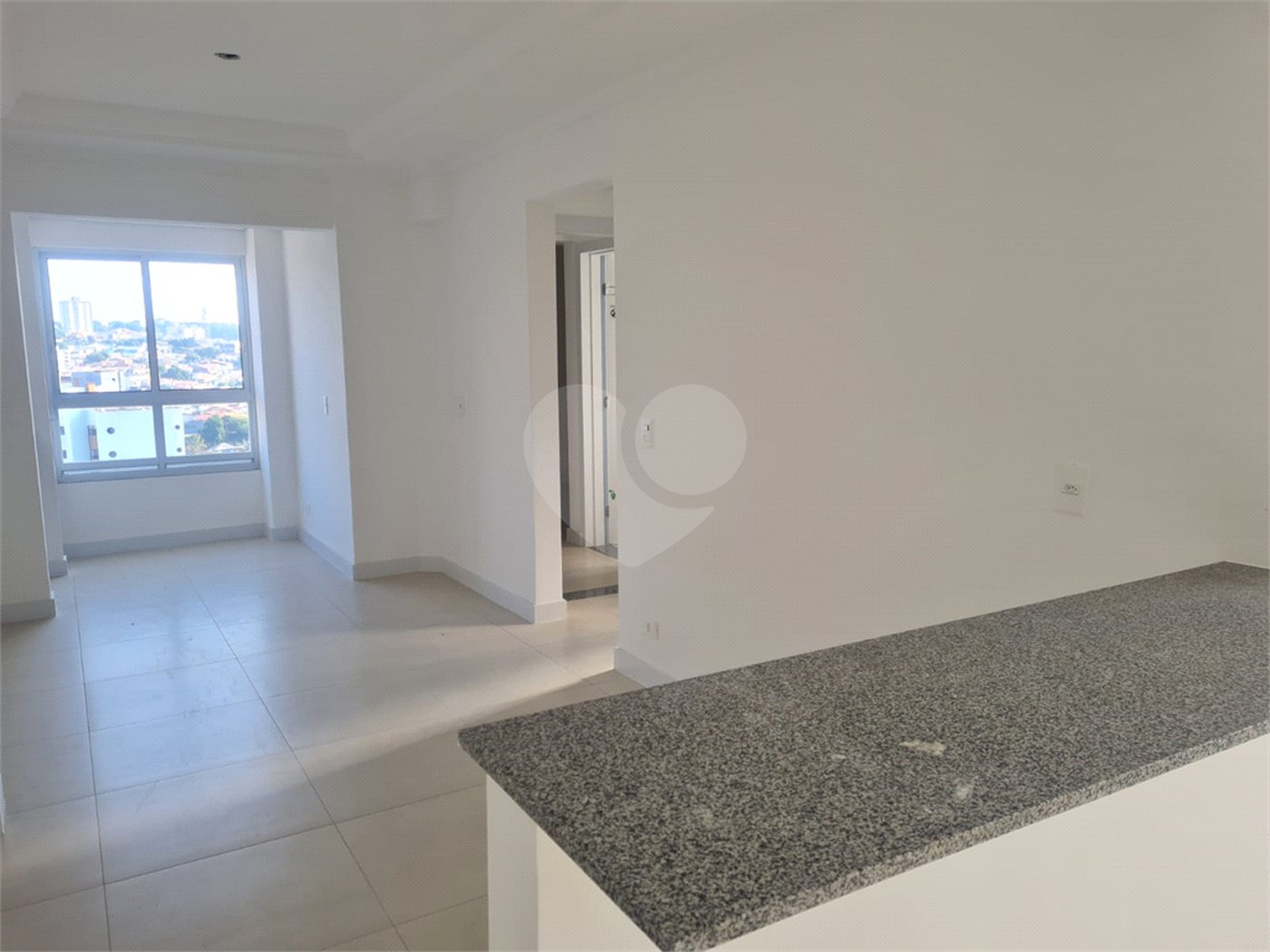 Apartamento à venda com 2 quartos, sendo 1 suíte, no Centro, Sorocaba, SP