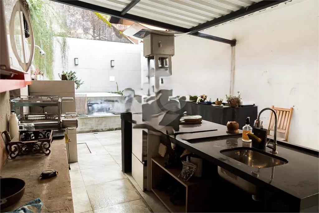 Casa à venda com 6 quartos, sendo 5 suítes,  em Vila do Encontro, São Paulo, SP