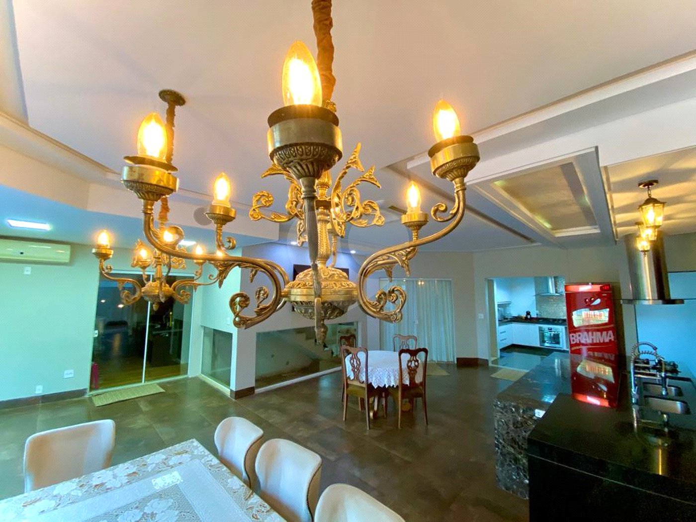 Casa para alugar com 5 suítes em Parque Residencial Damha, Araraquara, SP