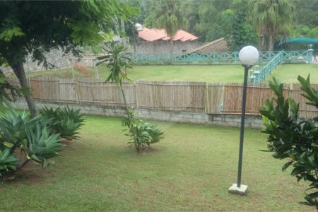 Casa à venda com 6 quartos, sendo 4 suítes, no condomínio Recanto dos Palmares, Atibaia - SP