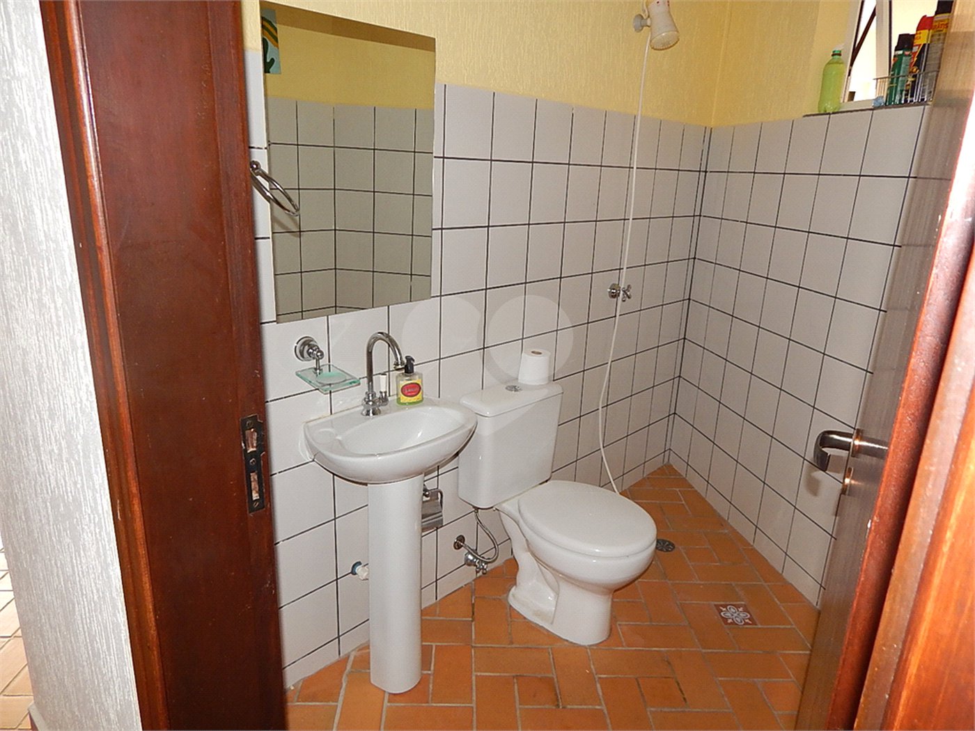 Casa à venda com 3 quartos, sendo 1 suíte, no condomínio Alpes de Vinhedo, Vinhedo - SP