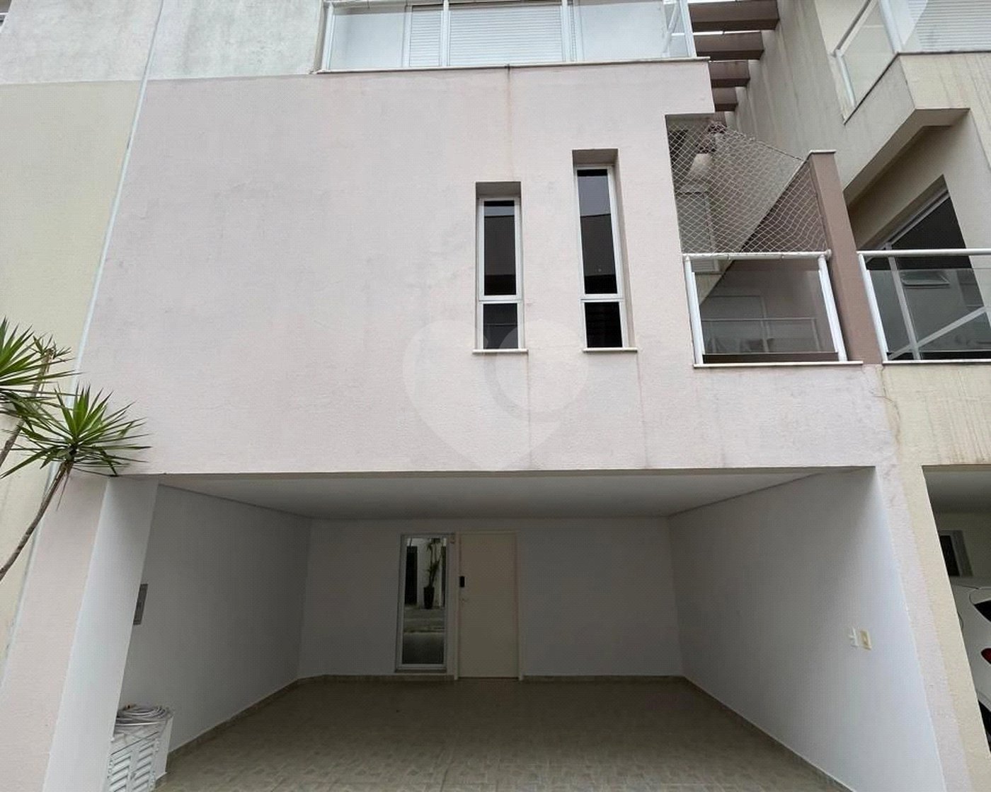 Casa à venda com 2 quartos, sendo 1 suíte, no condomínio Firenze, Sorocaba - SP