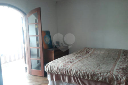 Sobrado à venda com 3 quartos, sendo 1 suíte, em Jardim Flórida, São Roque, SP