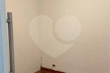 Casa Térrea à venda com 4 quartos, sendo 1 suíte, em Água Fria, São Paulo, SP