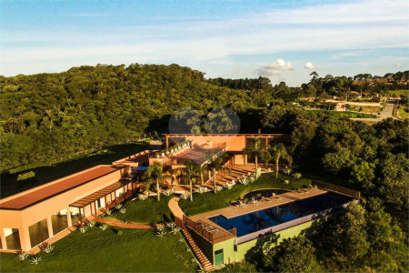 Terreno à venda em Vila Darcy Penteado (mailasqui), São Roque, SP