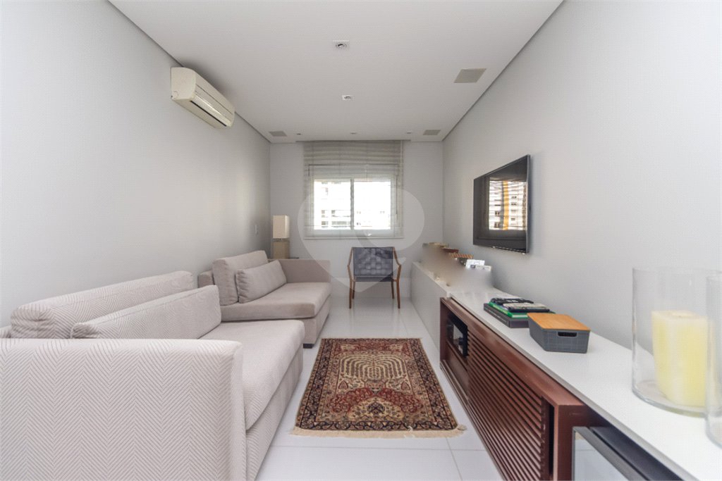 Apartamento à venda com 4 suítes em Campo Belo, São Paulo, SP