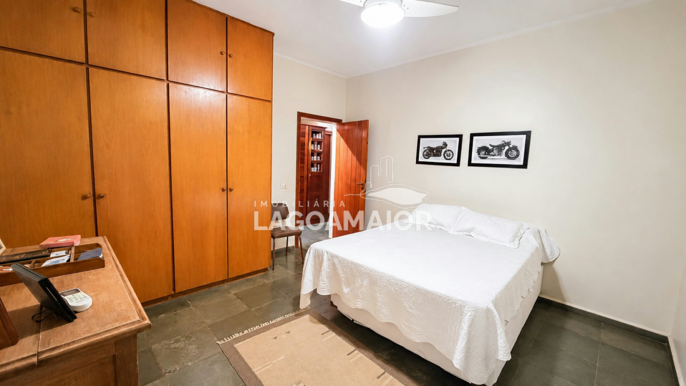 Casa à venda com 6 quartos, sendo 3 suítes,  em Santos Dumont, Três Lagoas, MS