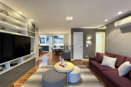 Apartamento à venda com 2 suítes em Vila Romana, São Paulo, SP