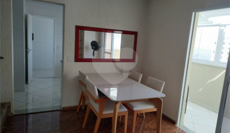 Apartamento à venda com 4 quartos, sendo 2 suítes,  em Alto de Pinheiros, São Paulo, SP