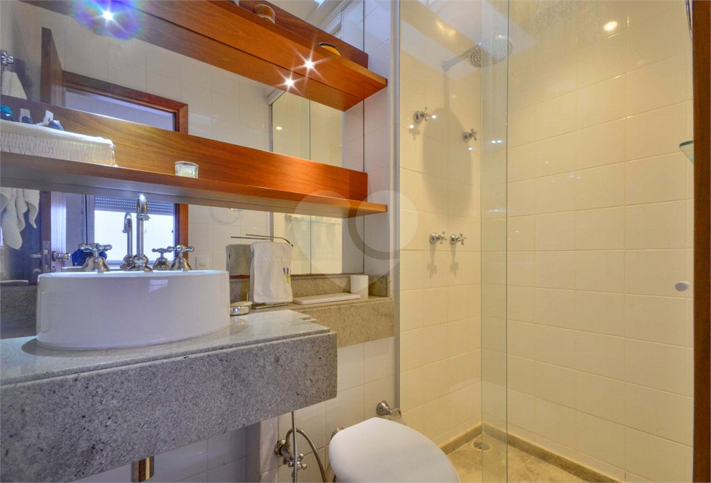 Casa à venda com 5 quartos, sendo 4 suítes, no condomínio Espaço Mobile - Real Parque, São Paulo - SP