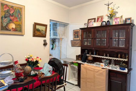 Casa à venda com 2 quartos no condomínio Residencial Bari, Itaquaquecetuba - SP