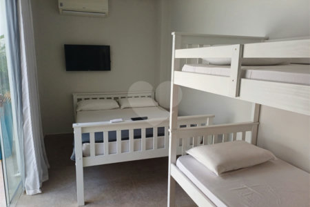 Casa à venda com 12 quartos, sendo 8 suítes, em Geribá, Armação dos Búzios, RJ