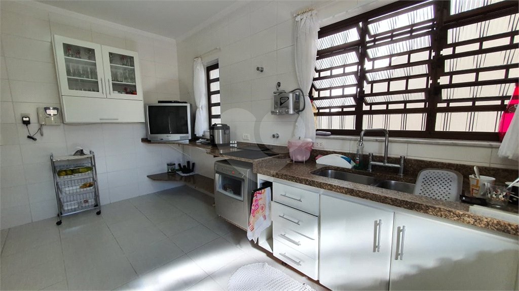 Sobrado à venda com 3 quartos, sendo 1 suíte, em Horto Florestal, São Paulo, SP