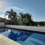 Casa à venda ou para alugar com 5 quartos, sendo 4 suítes, no condomínio Shamballa II, Atibaia - SP