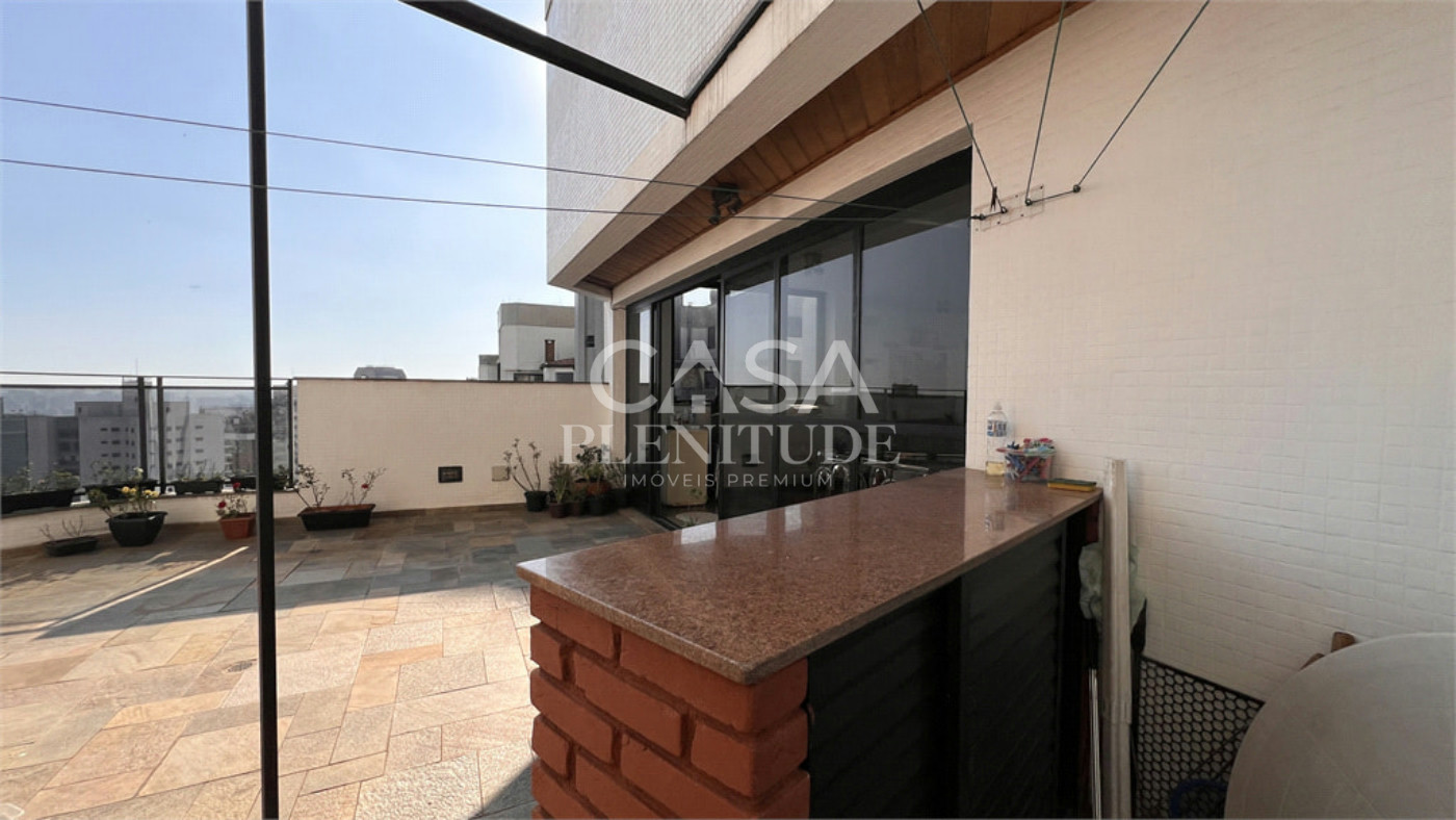 Apartamento à venda com 4 quartos, sendo 1 suíte,  em Vila Mariana, São Paulo, SP