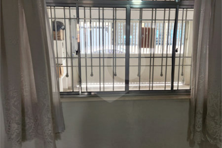Sobrado à venda com 3 quartos em Vila Dalila, São Paulo, SP