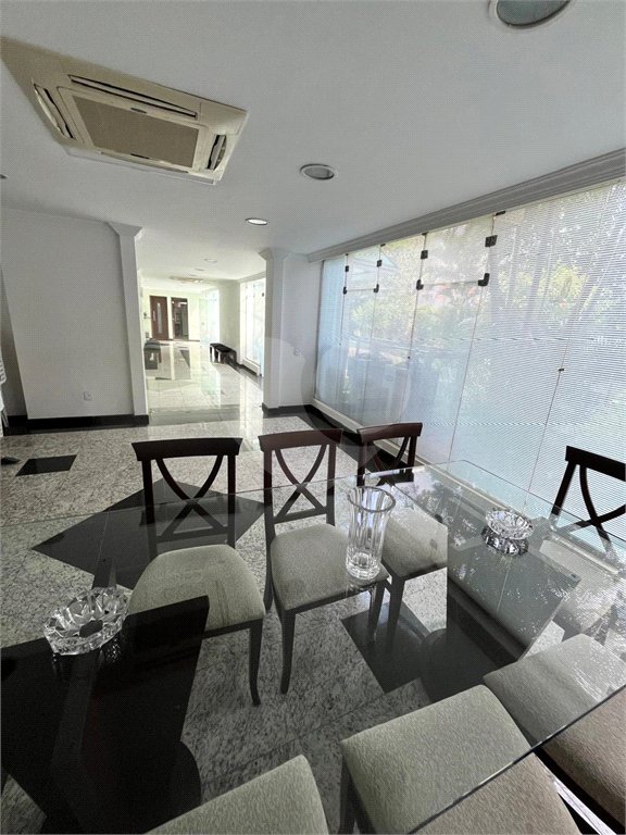 Apartamento à venda com 2 quartos em Bela Vista, São Paulo, SP