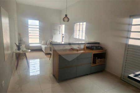 Casa à venda com 2 quartos no condomínio Uirapuru, Bom Jesus dos Perdões - SP