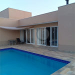 Casa à venda com 3 suítes no condomínio Haras Paineiras, Salto - SP