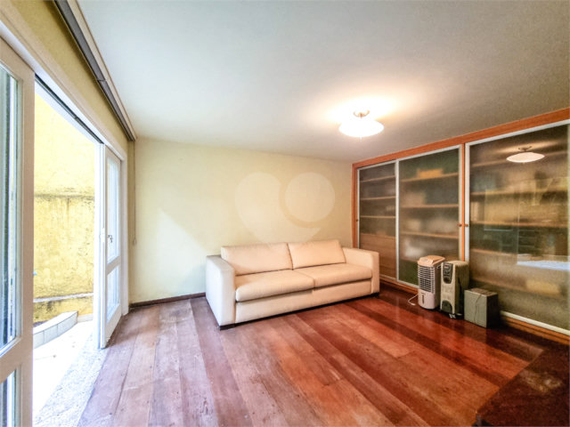 Casa à venda com 4 suítes no condomínio Annecy Village, São Paulo - SP