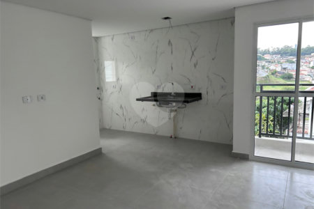 Apartamento à venda com 2 quartos em Vila Vitório Mazzei, São Paulo, SP