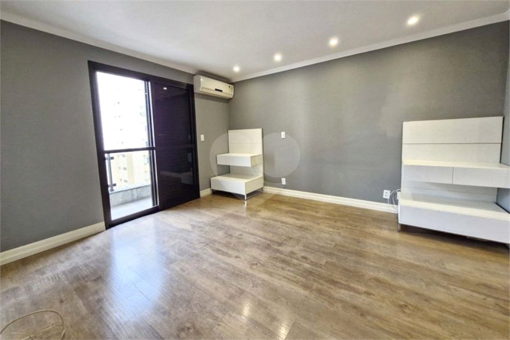 Apartamento à venda com 4 quartos, sendo 3 suítes, em Brooklin, São Paulo, SP