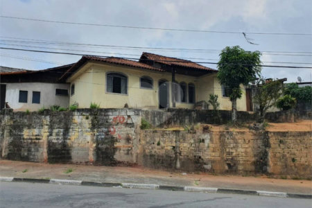 Casa à venda com 3 quartos, sendo 1 suíte, em Jardim Ikeda, Suzano, SP