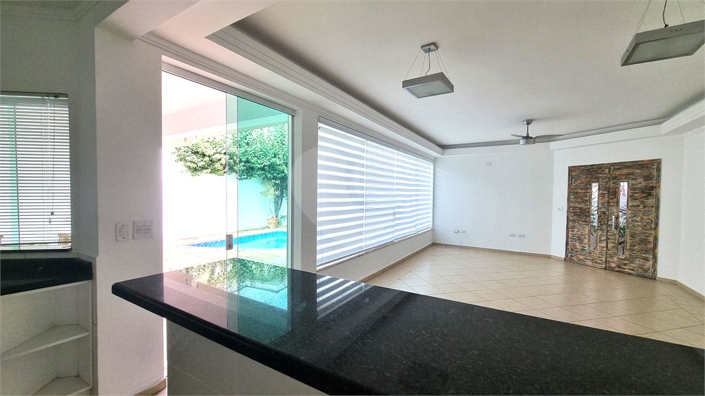 Casa à venda ou para alugar com 3 suítes no condomínio Residencial Villa dos Inglezes, Sorocaba - SP