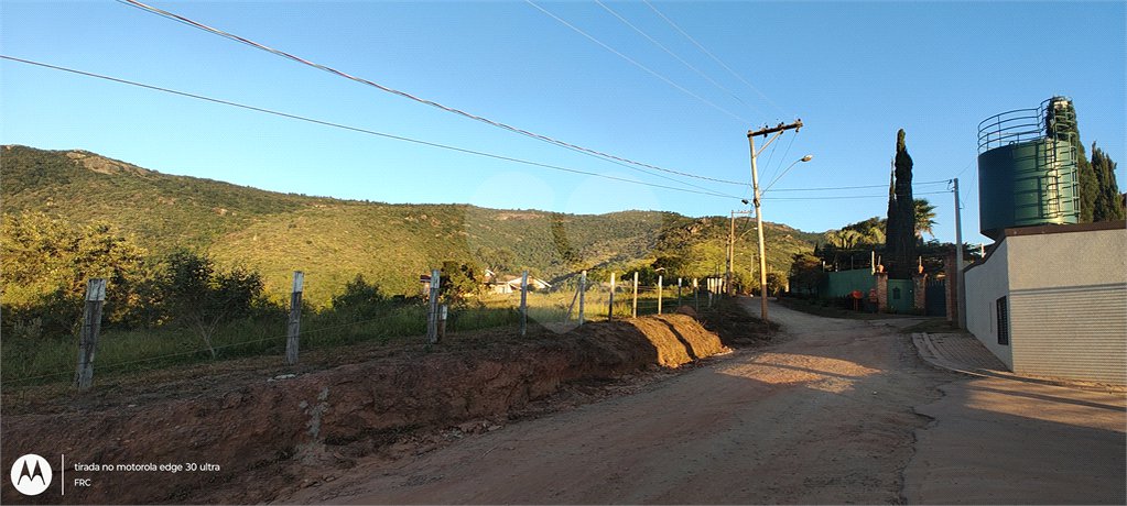 Casa à venda com 3 suítes no condomínio Reserva Ybyra, Atibaia - SP