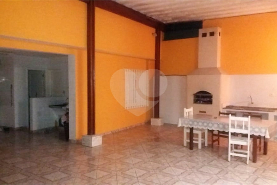 Casa Térrea à venda com 4 quartos, sendo 2 suítes, em Parque Edu Chaves, São Paulo, SP
