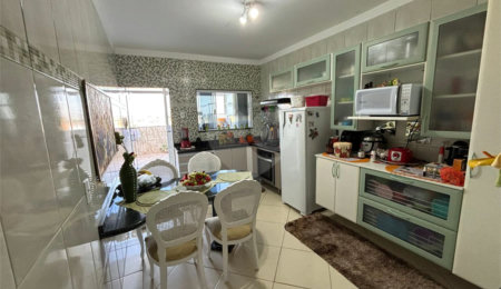 Casa à venda com 3 quartos, sendo 1 suíte, em Jardim Imperador, Salto, SP