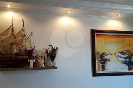 Apartamento à venda com 3 quartos, sendo 1 suíte,  em Vila Pagano, Valinhos, SP