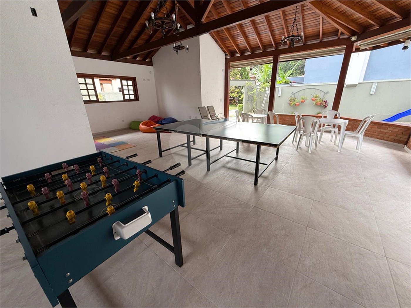 Casa à venda ou para alugar com 3 quartos, sendo 1 suíte, no condomínio Da Serra, São Paulo - SP