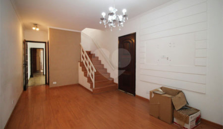 Casa à venda com 4 quartos, sendo 2 suítes, em Chácara Santo Antônio, São Paulo, SP