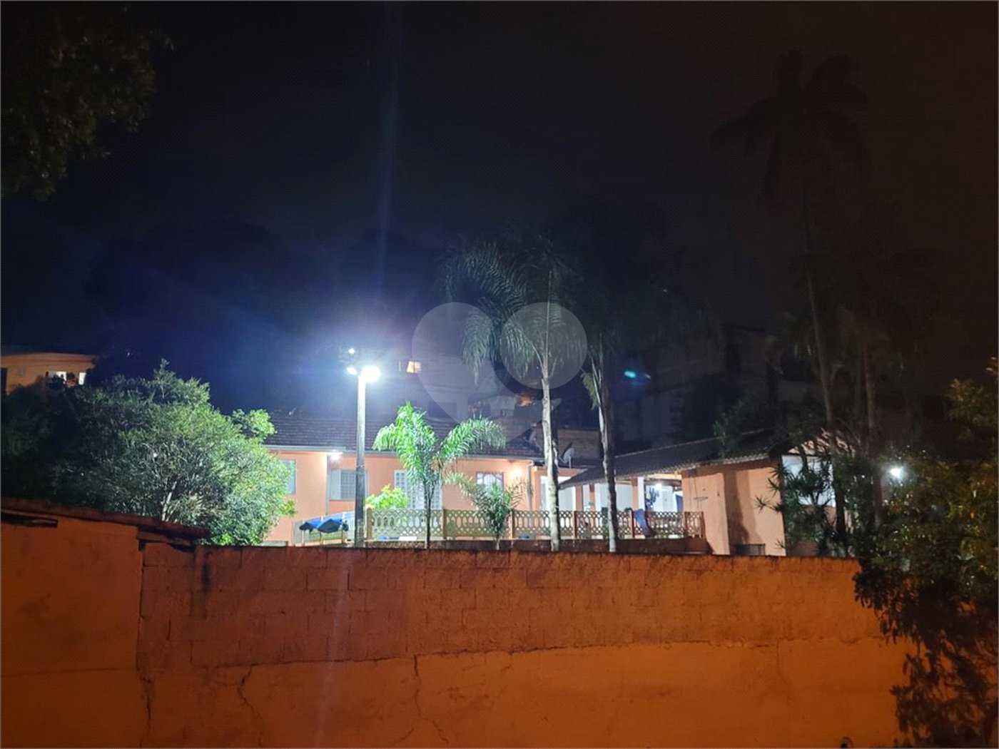 Chácara à venda com 3 quartos, sendo 1 suíte,  em Jardim Imperial, Atibaia, SP