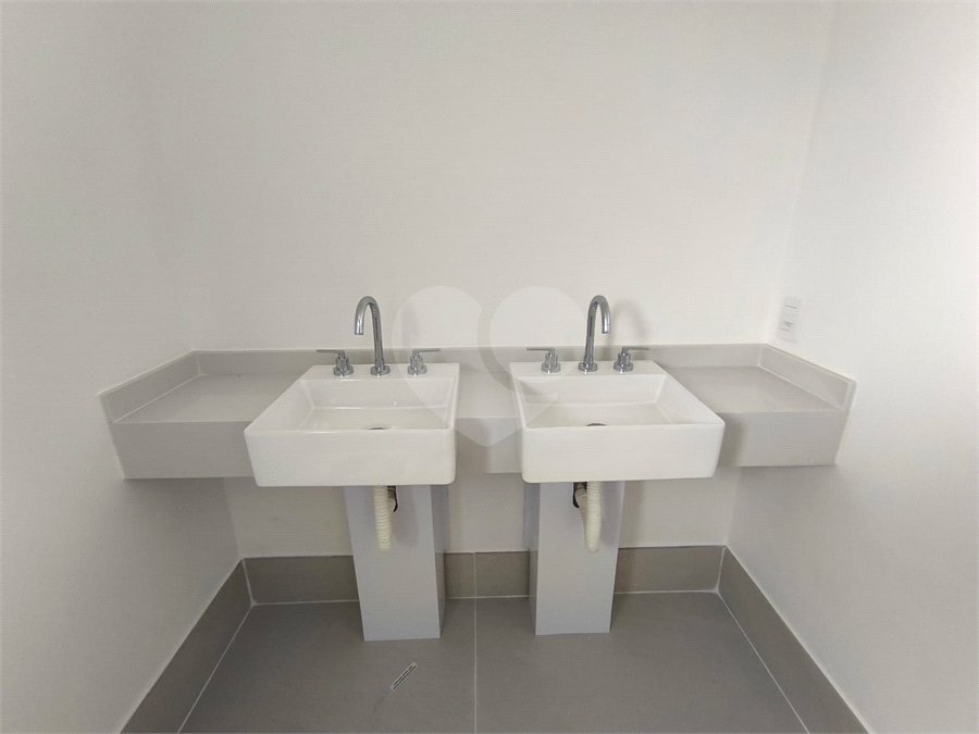 Apartamento à venda ou para alugar com 3 suítes em Água Branca, São Paulo, SP