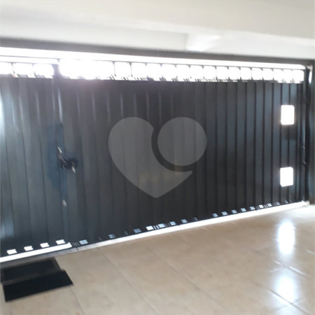 Sobrado à venda com 3 quartos em Jardim Bicão, São Carlos, SP