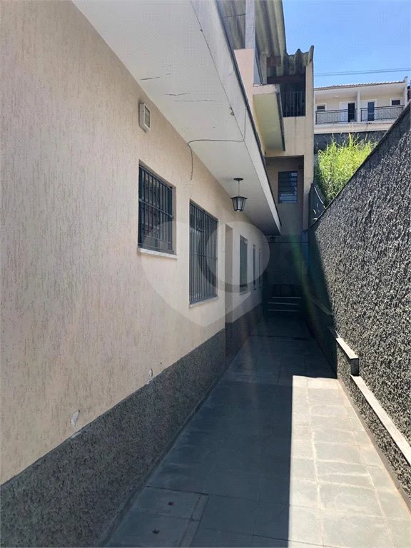 Casa com 03 dormitórios e 04 vagas Parada Inglesa