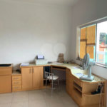 Excelente sobrado com piscina e churrasqueira