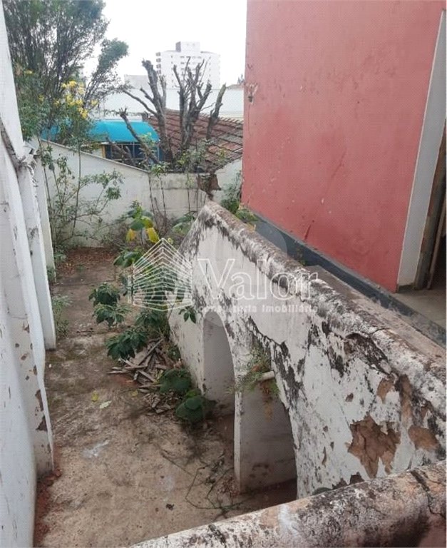Casa Térrea com 2 dormitórios.