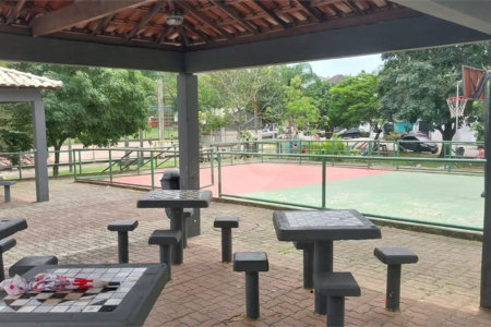 CONDOMÍNIO VALE DAS PALMEIRAS - CASA 3 QTOS + SUITE + PISCINA + GARAGEM 4 CARROS + ENERGIA SOLAR