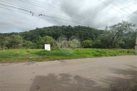 Terreno à venda no Centro, Bom Jesus dos Perdões, SP