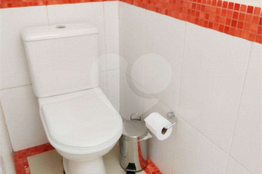 Sobrado à venda com 3 quartos, sendo 1 suíte,  em Jardim São Paulo(zona Norte), São Paulo, SP
