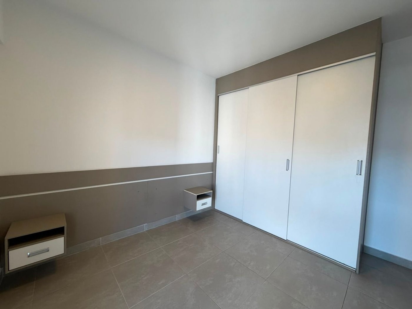 Apartamento com 2 dormitórios à venda, 72 m² por R$ 1.350.000,00 - Gonzaga - Santos/SP